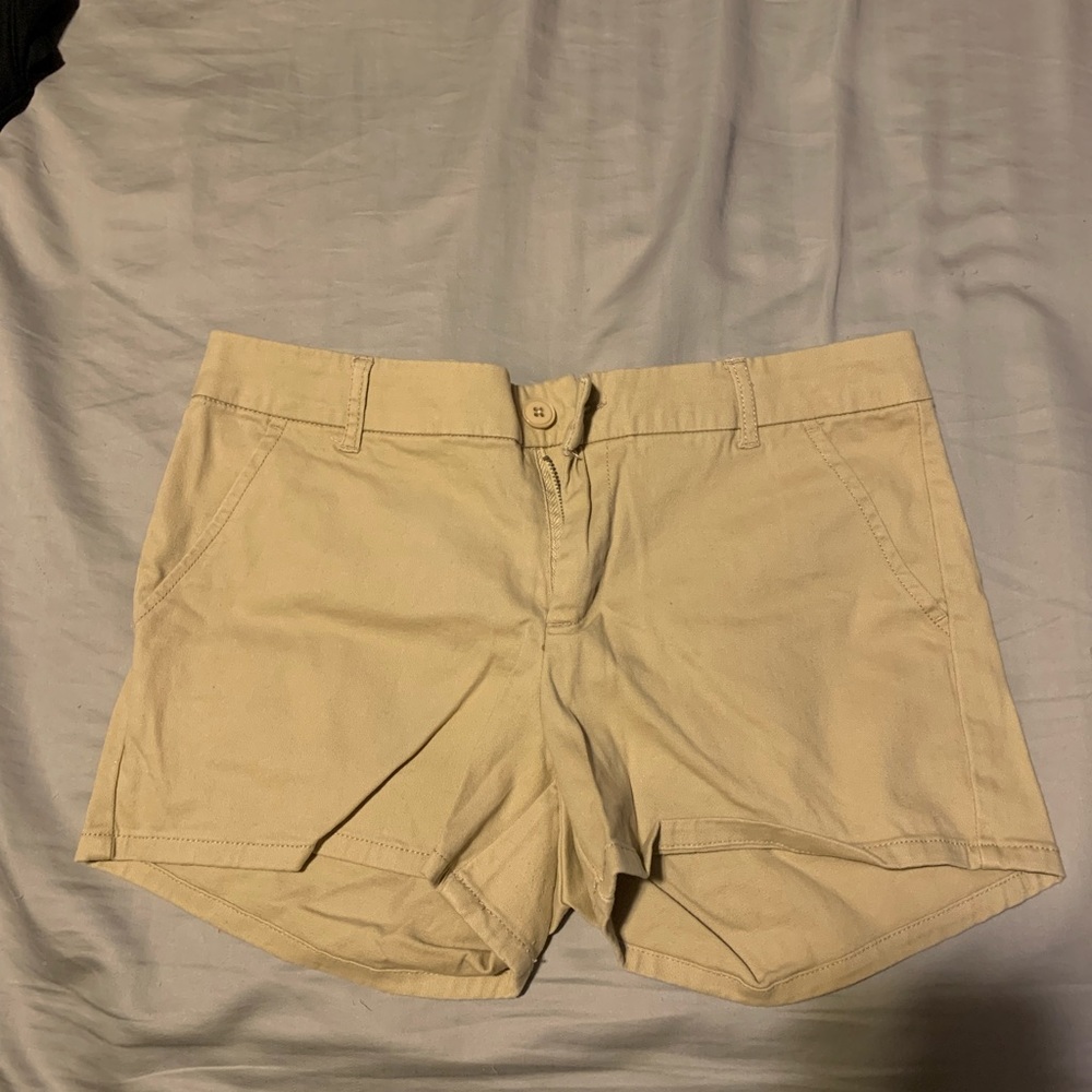 Khaki shorts. Size 5
